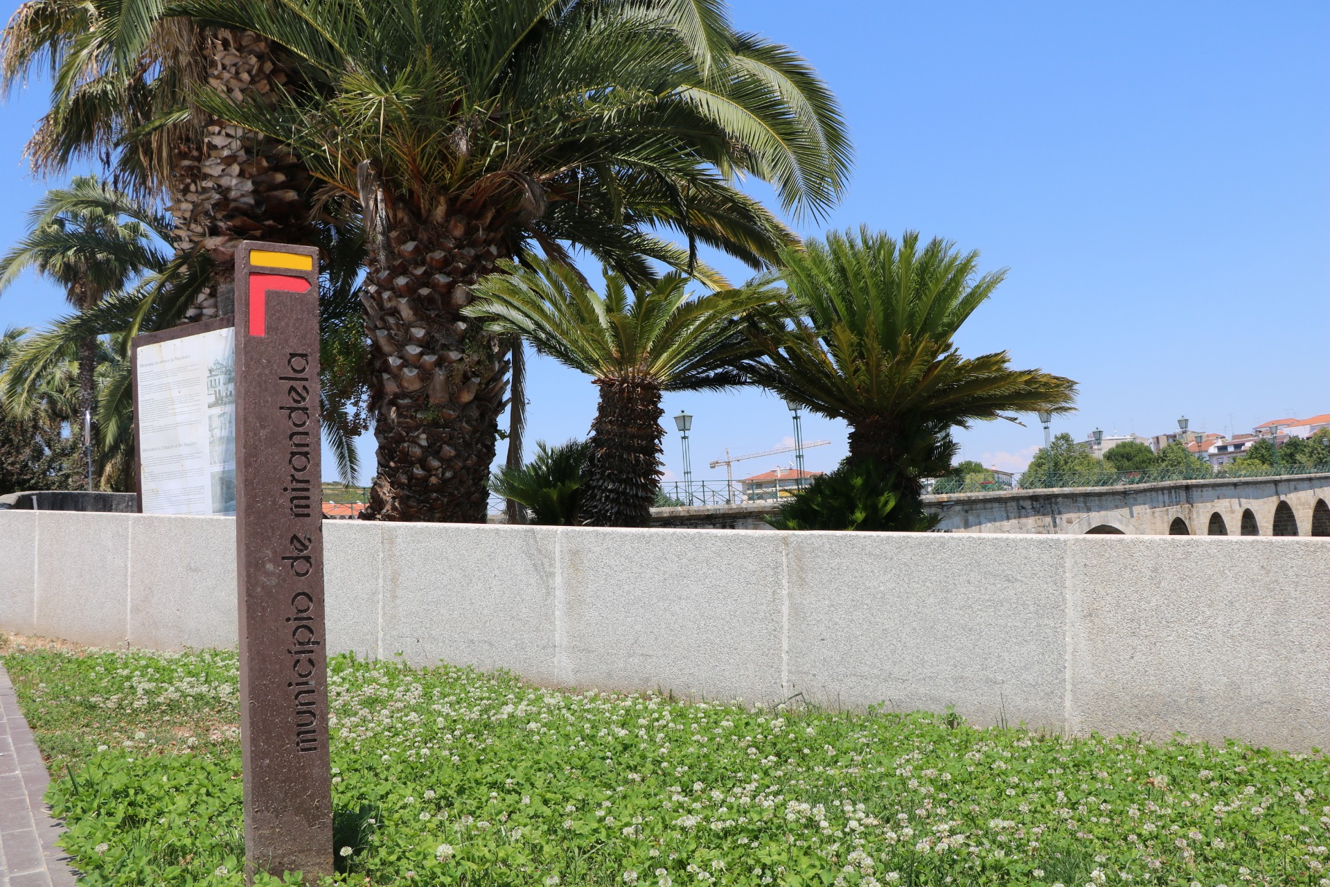 PORTUGALNTN-CONSULTORIA-TURISMO-PERCURSOPEDESTRE-SINALETICA